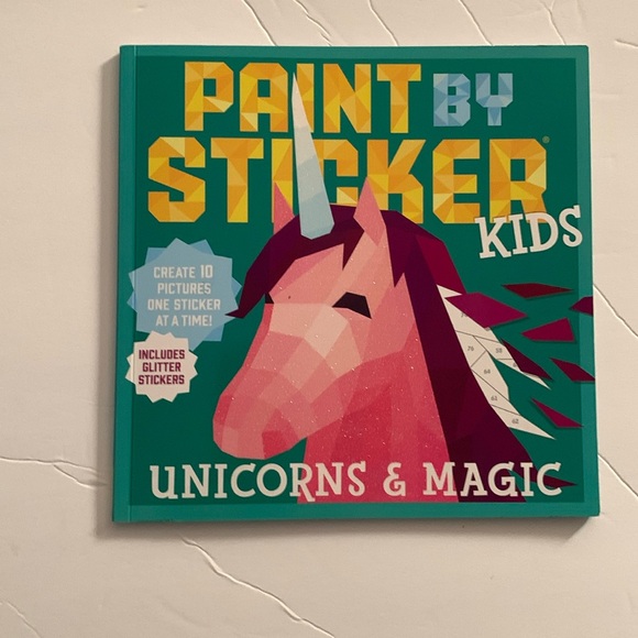 KIDS BOOK - Picture 1 of 4